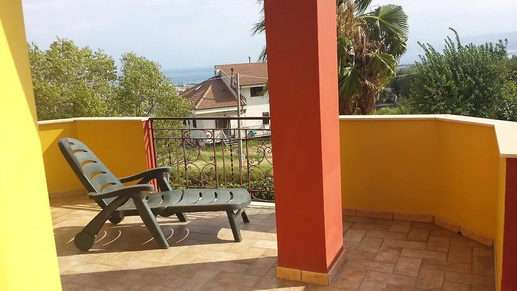 Bed And Breakfast Coral Blue-1